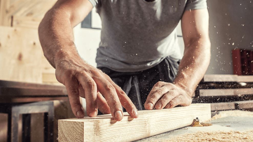 Choosing the Right Wood For The Furniture